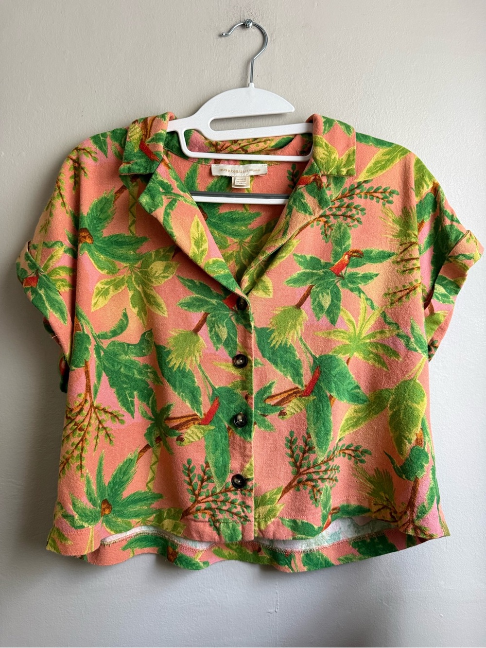 Monteau Los Angeles Tropical Bird Linen Blend Button Front Top Size Medium
